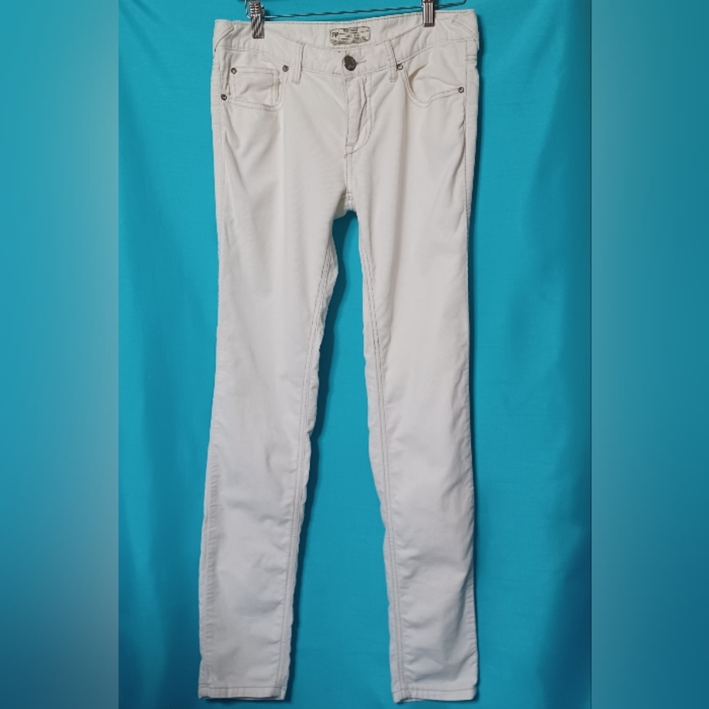 Free People Women's Ivory Corduroy Skinny Pants. Size 28W